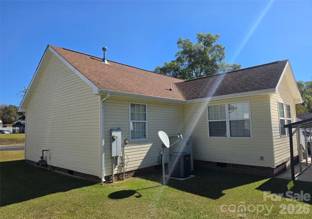 Photo 4 of Single family home for sale at 218 Center St, Chester, SC 29706 | MLS# 4432536 | Listing updated on 2026-10-08