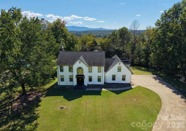 Photo 1 of Single family home for sale at 316 La Foret Dr, Morganton, NC 28655 | MLS# 4432541 | Listing updated on 2026-10-09