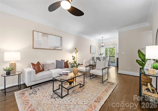 Photo 3 of Townhouse for sale at 322 W 10th Street, Charlotte, NC 28202 | MLS# 4432543 | Listing updated on 2026-10-10