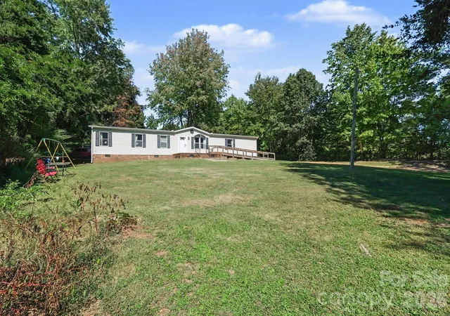 Photo 3 of Single family home for sale at 4833 Maralane Trl #8, Denver, NC 28037 | MLS# 4432544 | Listing updated on 2026-10-09