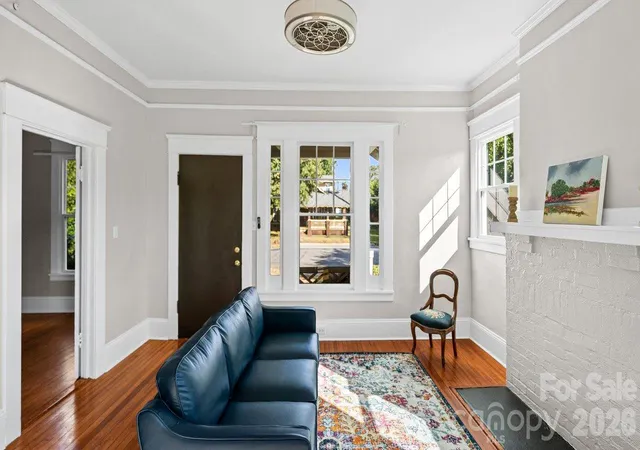 Photo 1 of Single family home for sale at 605 Oakland Ave, Charlotte, NC 28204 | MLS# 4432547 | Listing updated on 2026-10-19