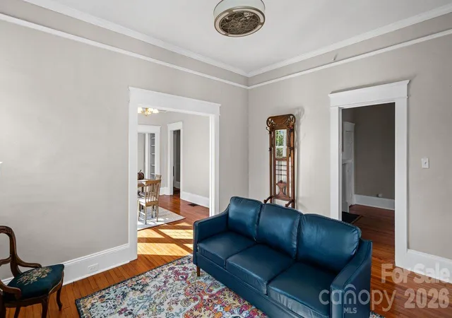 Photo 4 of Single family home for sale at 605 Oakland Ave, Charlotte, NC 28204 | MLS# 4432547 | Listing updated on 2026-10-19