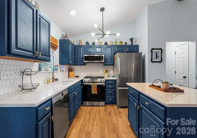 Photo 4 of Single family home for sale at 169 Meadow Glen Dr, Troutman, NC 28166 | MLS# 4432548 | Listing updated on 2026-10-07