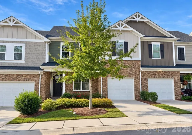Photo 1 of Townhouse for sale at 8149 Merryvale Ln, Charlotte, NC 28214 | MLS# 4432571 | Listing updated on 2026-10-09