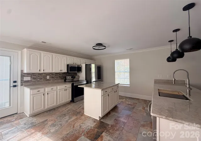Photo 4 of Single family home for sale at 2219 Knollgate Dr, Monroe, NC 28112 | MLS# 4432581 | Listing updated on 2026-10-28
