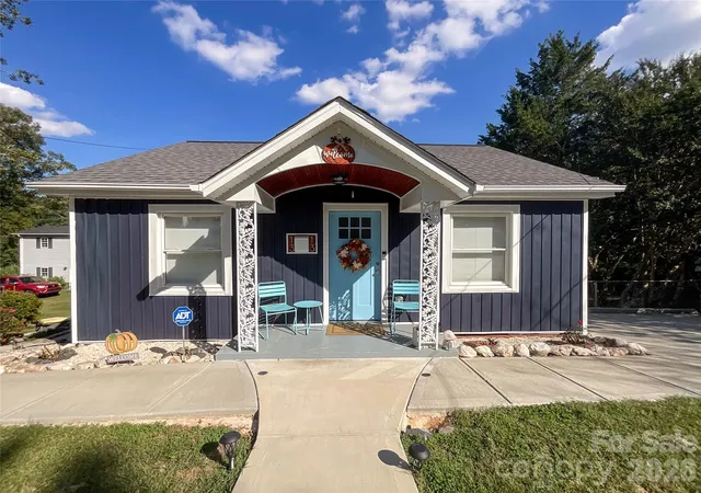Photo 1 of Single family home for sale at 1313 Haywood Ave, Kannapolis, NC 28081 | MLS# 4432583 | Listing updated on 2026-10-19
