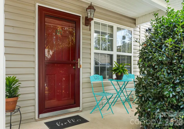 Listing Photo 4 - Condo for sale in building located at 137 Wiltshire Cir, Fletcher, NC 28732