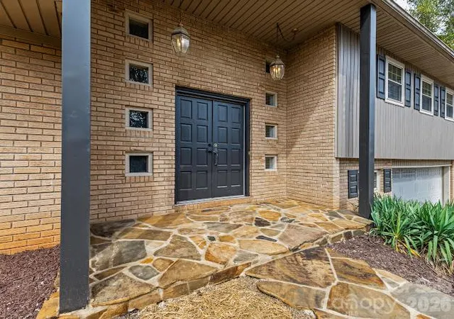Photo 2 of Single family home for sale at 1824 Chrosaro Pl, Lenoir, NC 28645 | MLS# 4432615 | Listing updated on 2026-10-08