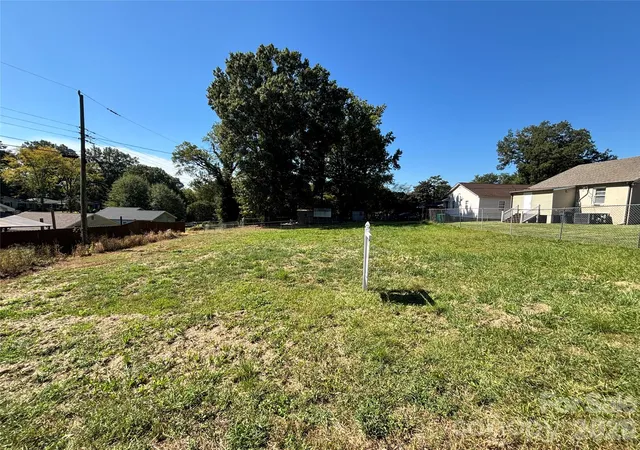 Photo 1 of Land for sale at 3417 Grant St, Charlotte, NC 28208 | MLS# 4432617 | Listing updated on 2026-10-11