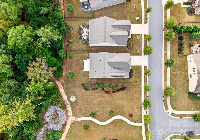 Photo 2 of Single family home for sale at 201 Picasso Ln, Mount Holly, NC 28120 | MLS# 4432622 | Listing updated on 2026-10-10