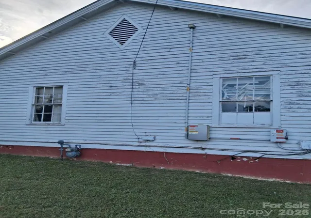 Photo 3 of Single family home for sale at 917 Osborne Ave, Anderson, SC 29621 | MLS# 4432629 | Listing updated on 2026-10-09
