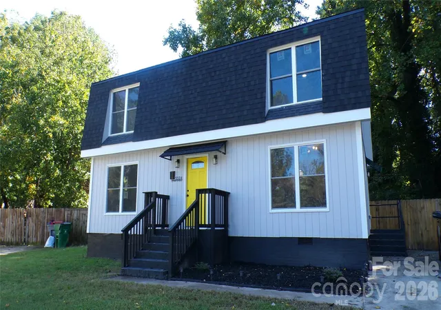 Photo 2 of Single family home for sale at 5504 Ilford St, Charlotte, NC 28215 | MLS# 4432633 | Listing updated on 2026-10-11