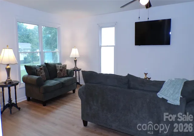 Photo 3 of Single family home for sale at 5504 Ilford St, Charlotte, NC 28215 | MLS# 4432633 | Listing updated on 2026-10-10