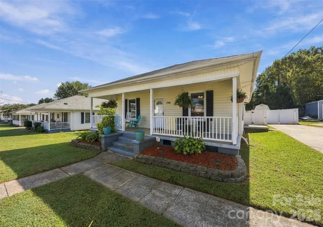 Photo 3 of Single family home for sale at 1501 Perfection Ave, Belmont, NC 28012 | MLS# 4432644 | Listing updated on 2026-10-10