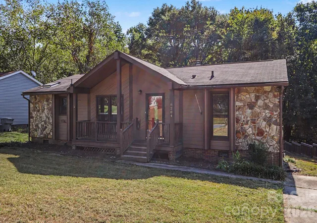Single family home for sale at 8204 Strawberry Point Dr, Charlotte, NC 28215 | MLS# 4432654