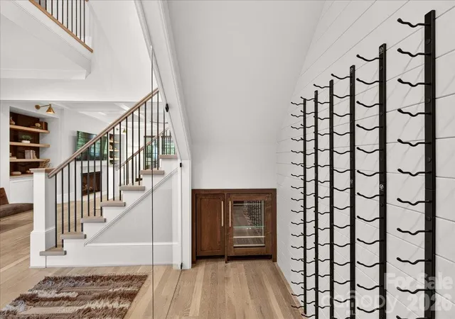 Photo 4 of Single family home for sale at 4211 Tangle Dr, Charlotte, NC 28211 | MLS# 4432661 | Listing updated on 2026-10-27