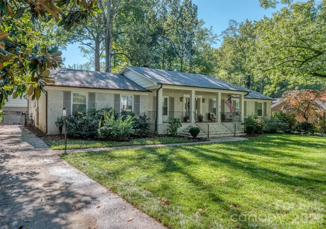 Photo 1 of Single family home for sale at 6129 Page Ct, Charlotte, NC 28270 | MLS# 4432682 | Listing updated on 2026-10-08
