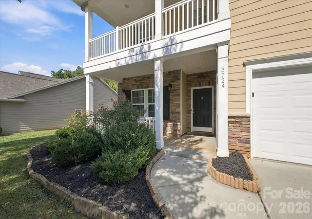Photo 2 of Single family home for sale at 3724 Martele Dr, Charlotte, NC 28227 | MLS# 4432684 | Listing updated on 2026-10-09