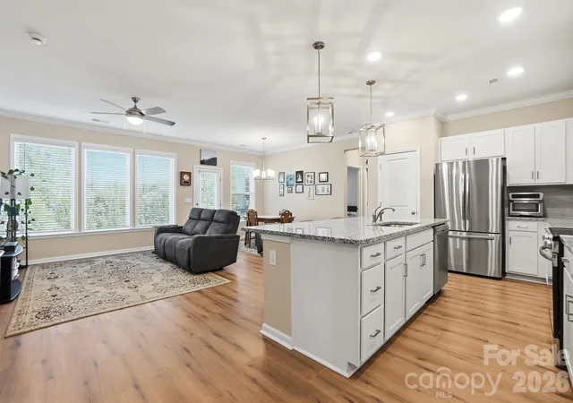 Photo 3 of Single family home for sale at 1032 Ansley Park Dr, Fort Mill, SC 29707 | MLS# 4432693 | Listing updated on 2026-10-08