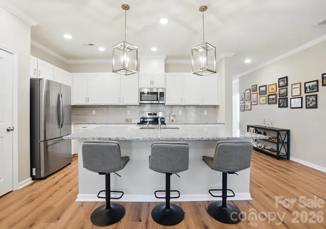Photo 3 of Single family home for sale at 1032 Ansley Park Dr, Fort Mill, SC 29707 | MLS# 4432693 | Listing updated on 2026-10-09
