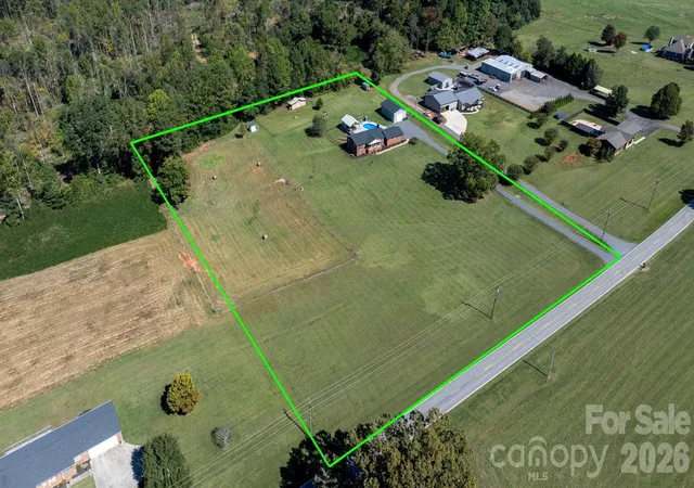 Photo 1 of Single family home for sale at 7546 Long Is Rd, Catawba, NC 28609 | MLS# 4432694 | Listing updated on 2026-10-09