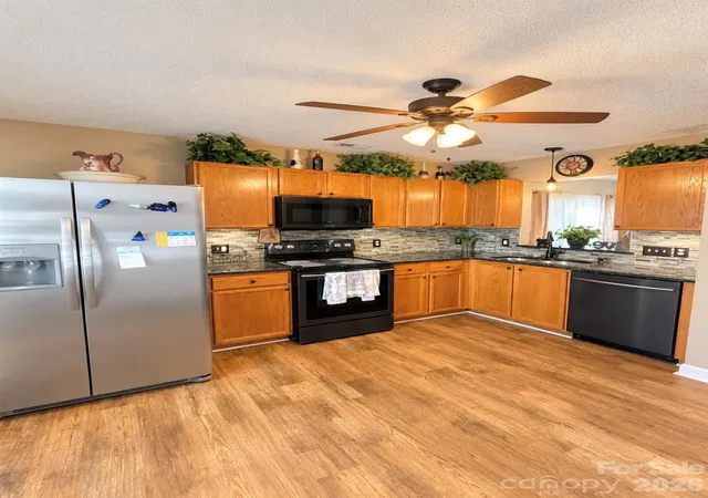 Photo 2 of Single family home for sale at 1578 Tuckers Glenn Dr #114, Rock Hill, SC 29732 | MLS# 4432702 | Listing updated on 2026-10-20