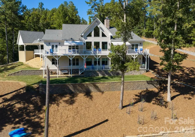 Photo 2 of Single family home for sale at 6810 Mcgalliard Pointe Dr Ne, Valdese, NC 28690 | MLS# 4432720 | Listing updated on 2026-10-10