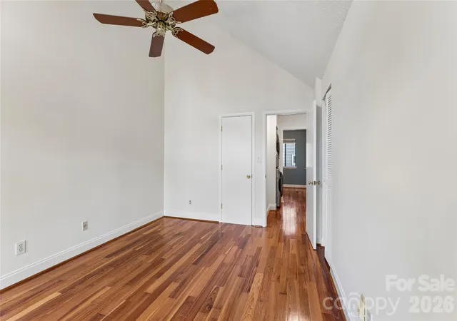 Photo 3 of Condo for sale at 422 W 8th Street, Charlotte, NC 28202 | MLS# 4432729 | Listing updated on 2026-10-08