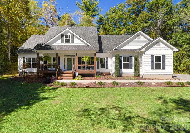 Single family home for sale at 31 Willow Farm Rd, Fairview, NC 28730 | MLS# 4432755