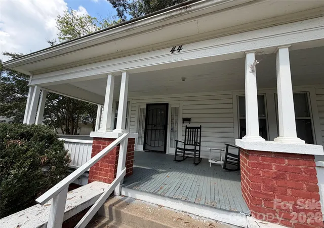 Photo 1 of Single family home for sale at 44 Academy Ave NW, Concord, NC 28025 | MLS# 4432775 | Listing updated on 2026-10-09