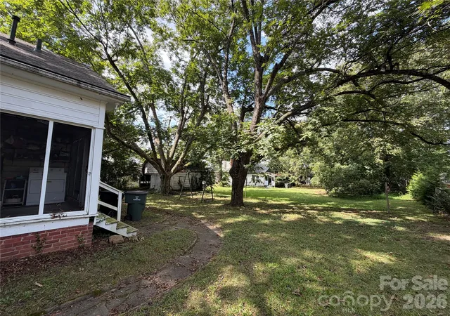 Photo 4 of Single family home for sale at 44 Academy Ave NW, Concord, NC 28025 | MLS# 4432775 | Listing updated on 2026-10-09
