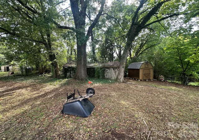 Photo 4 of Single family home for sale at 537 Bowman Rd, Charlotte, NC 28217 | MLS# 4432783 | Listing updated on 2026-10-09