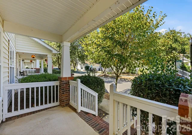Photo 4 of Townhouse for sale at 7962 Camden Holw Rd, Huntersville, NC 28078 | MLS# 4432801 | Listing updated on 2026-10-10