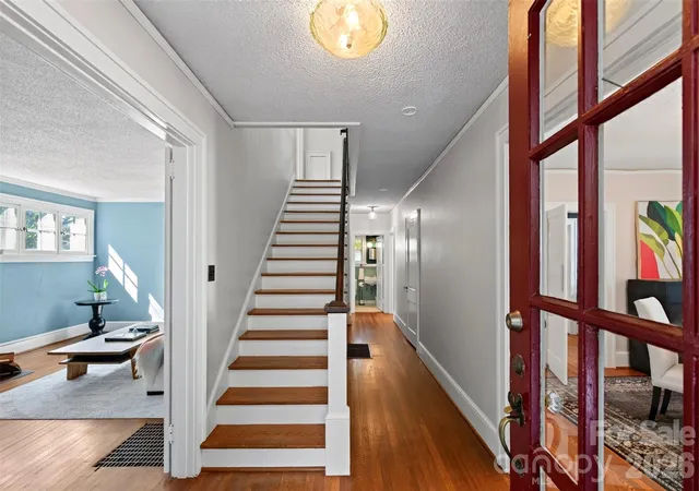 Photo 3 of Single family home for sale at 17 Darcy Ln, Asheville, NC 28804 | MLS# 4432812 | Listing updated on 2026-10-10