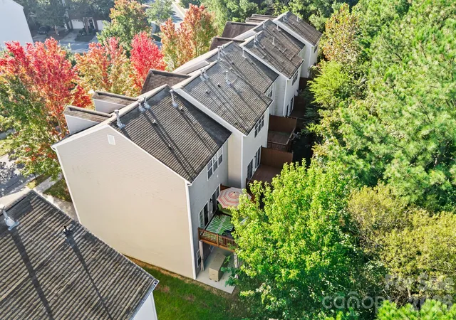 Photo 2 of Townhouse for sale at 2643 Early Flight Dr, Charlotte, NC 28262 | MLS# 4432815 | Listing updated on 2026-10-09
