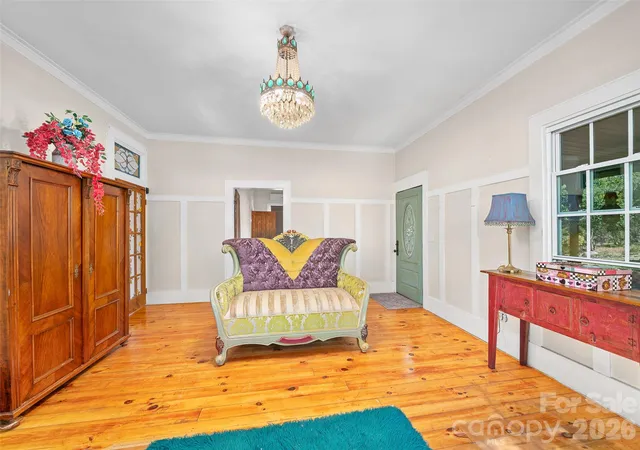 Photo 3 of Single family home for sale at 178 Bakers Ln, Bakersville, NC 28705 | MLS# 4432821 | Listing updated on 2026-10-09