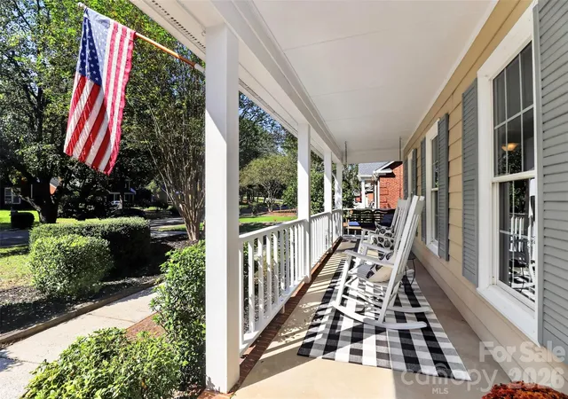 Photo 4 of Single family home for sale at 9915 Ridgemore Dr, Charlotte, NC 28277 | MLS# 4432835 | Listing updated on 2026-10-22