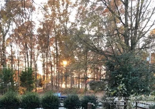 Photo 4 of Single family home for sale at 17100 Grenache Ct, Cornelius, NC 28031 | MLS# 4432838 | Listing updated on 2026-10-26