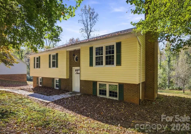 Photo 1 of Single family home for sale at 306 New Orleans Blvd, Morganton, NC 28655 | MLS# 4432848 | Listing updated on 2026-10-29