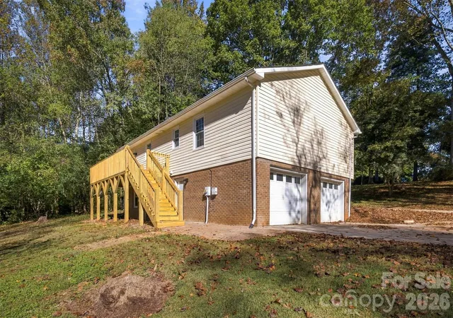 Photo 4 of Single family home for sale at 306 New Orleans Blvd, Morganton, NC 28655 | MLS# 4432848 | Listing updated on 2026-10-29
