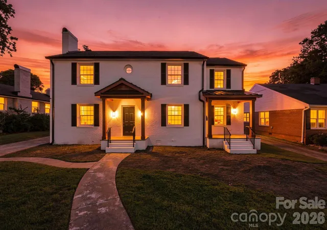 Photo 1 of Multi family home for sale at 1307 S Kings Dr, Charlotte, NC 28207 | MLS# 4432862 | Listing updated on 2026-10-24