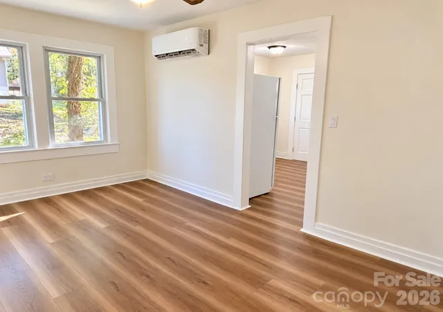 Photo 4 of Single family home for sale at 45 Briggs Rd, Asheville, NC 28805 | MLS# 4432873 | Listing updated on 2026-10-09