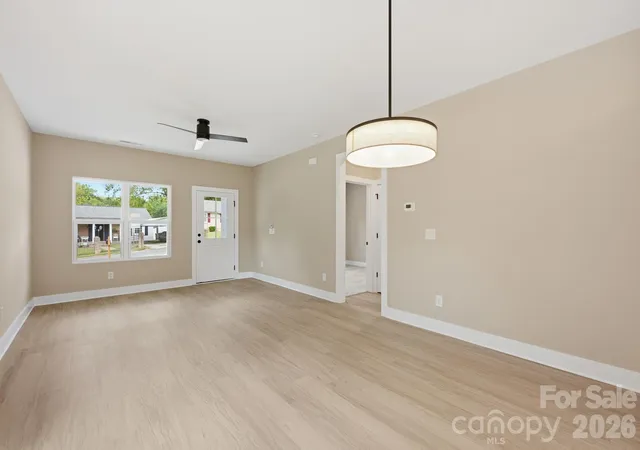 Photo 3 of Single family home for sale at 1027 Houston St, Gastonia, NC 28052 | MLS# 4432877 | Listing updated on 2026-10-08