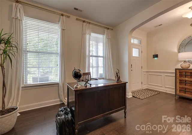 Photo 4 of Single family home for sale at 14105 Samuel Merritt Dr, Charlotte, NC 28278 | MLS# 4432884 | Listing updated on 2026-10-10