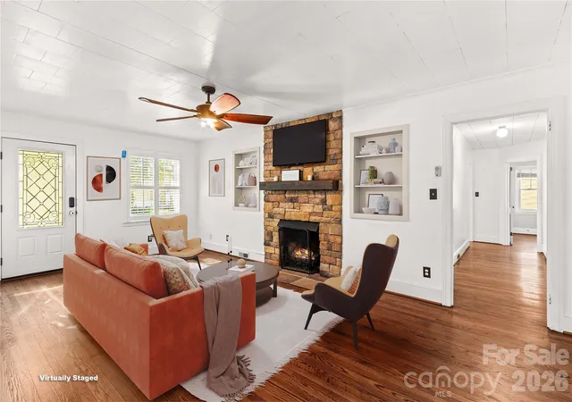 Photo 3 of Single family home for sale at 1008 Grove Ave Sw, Lenoir, NC 28645 | MLS# 4432901 | Listing updated on 2026-10-28