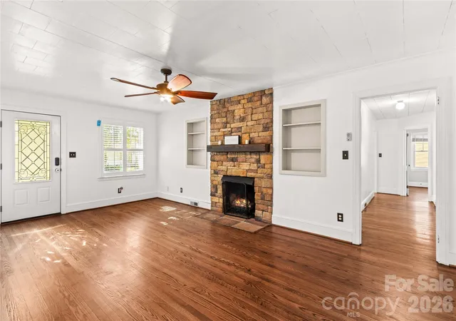 Photo 3 of Single family home for sale at 1008 Grove Ave SW, Lenoir, NC 28645 | MLS# 4432901 | Listing updated on 2026-10-28