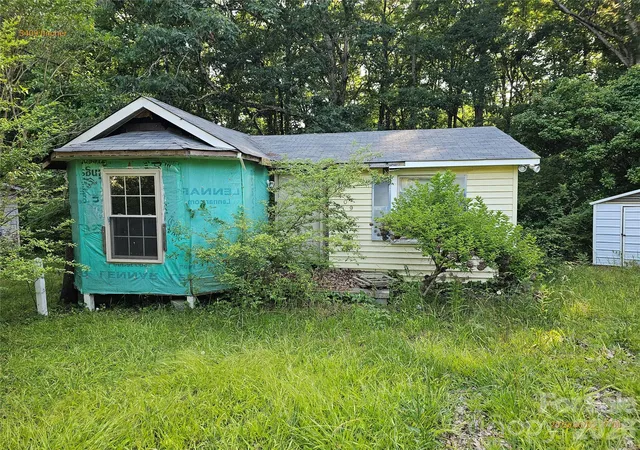 Photo 1 of Single family home for sale at 3409 Fincher Rd, Matthews, NC 28104 | MLS# 4432905 | Listing updated on 2026-10-09
