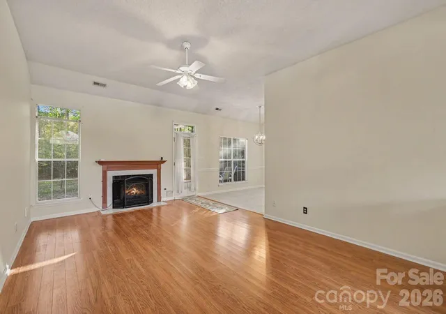 Photo 2 of Single family home for sale at 8524 Albury Walk Ln, Charlotte, NC 28277 | MLS# 4432906 | Listing updated on 2026-10-26