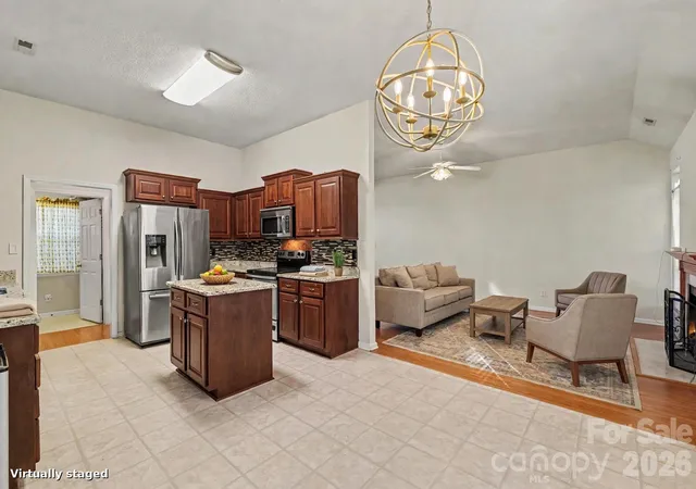 Photo 4 of Single family home for sale at 8524 Albury Walk Ln, Charlotte, NC 28277 | MLS# 4432906 | Listing updated on 2026-10-26