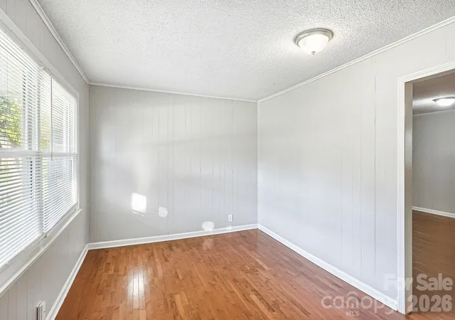 Photo 4 of Single family home for sale at 1316 Mayberry Rd, Dallas, NC 28034 | MLS# 4432922 | Listing updated on 2026-10-09